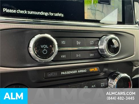 Used 2022 Ford F250 Platinum AWD/4WD image 21
