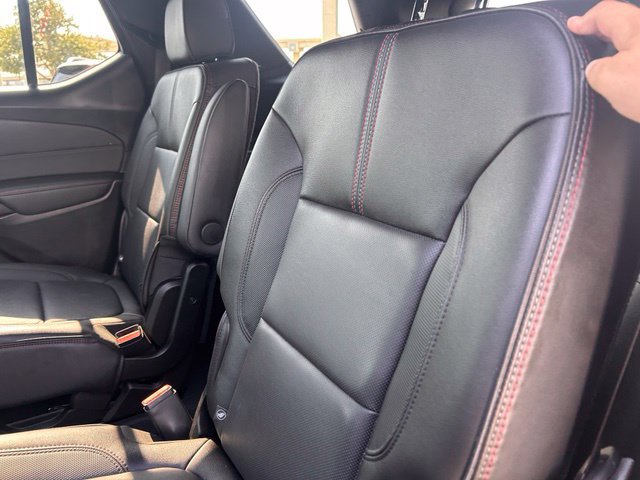 Used 2023 Chevrolet Traverse RS w/ LPO, Floor Liner Package FWD image 19