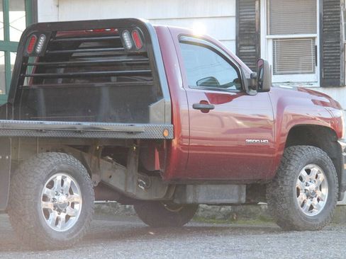 Used 2013 Chevrolet Silverado 3500 LT w/ Convenience Package image 21