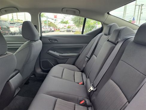 Used 2025 Nissan Altima 2.5 S image 7