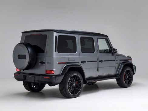 Used 2025 Mercedes-Benz G 63 AMG 4MATIC image 3