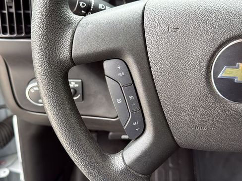 Used 2024 Chevrolet Express 2500 w/ Driver Convenience Package RWD image 15