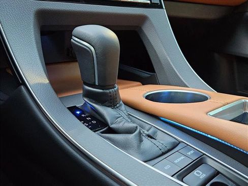 Used 2019 Toyota Avalon Limited w/ Advanced Safety Package FWD image 12