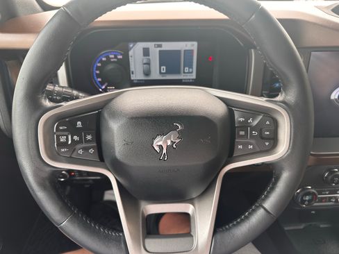 Certified 2021 Ford Bronco Outer Banks AWD/4WD image 17