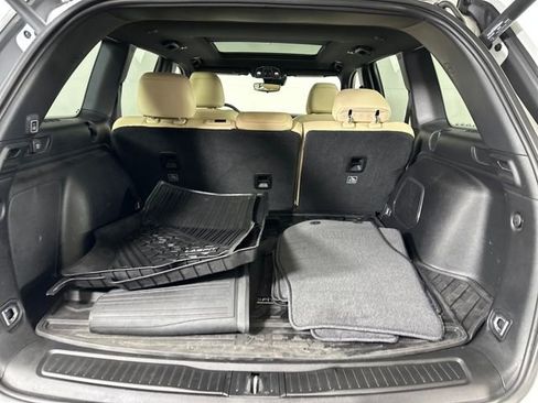 Used 2023 Jeep Grand Cherokee 4WD 4xe image 26