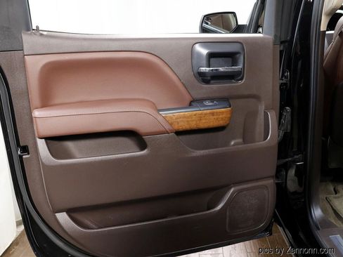 Used 2015 Chevrolet Silverado 1500 High Country w/ High Country Premium Package AWD/4WD image 31
