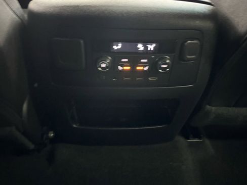 Used 2018 GMC Yukon SLT w/ Open Road Package image 36