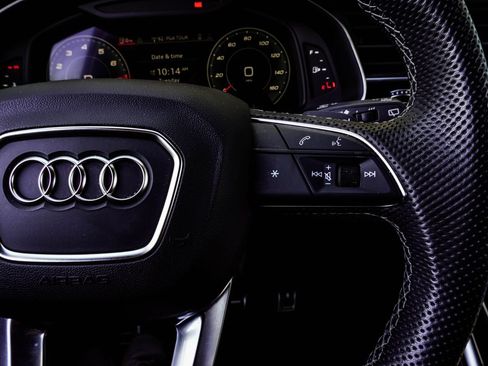 Used 2023 Audi SQ7 Prestige AWD/4WD image 30
