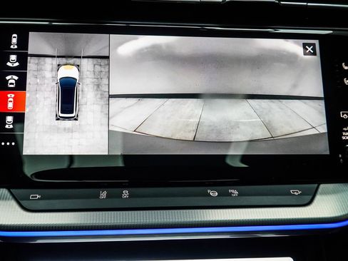 Used 2024 Jeep Wagoneer Launch Edition image 29