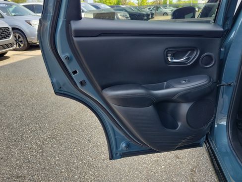 Used 2024 Honda HR-V EX-L image 13