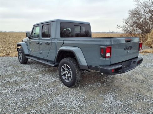 New 2026 Jeep Gladiator Sport image 31