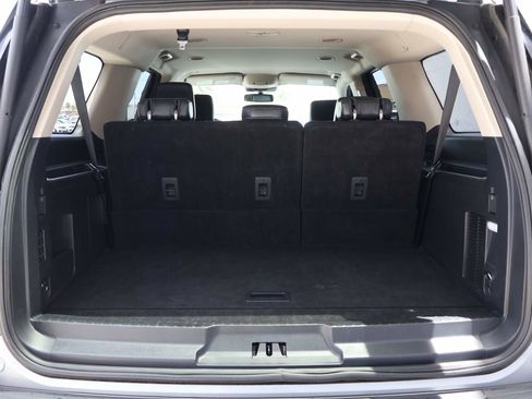 Used 2024 Ford Expedition Max XLT RWD image 12