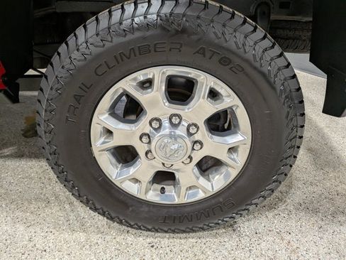 Used 2022 RAM 2500 Laramie AWD/4WD image 13