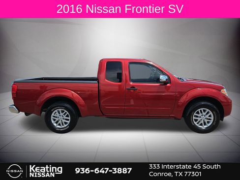 Used 2016 Nissan Frontier SV image 2