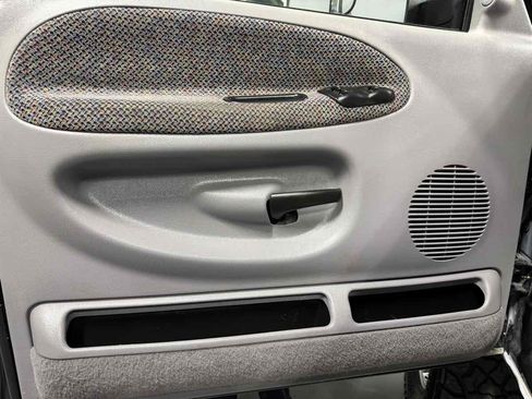 Used 2002 Dodge Ram 2500 Truck 4x4 Quad Cab image 13