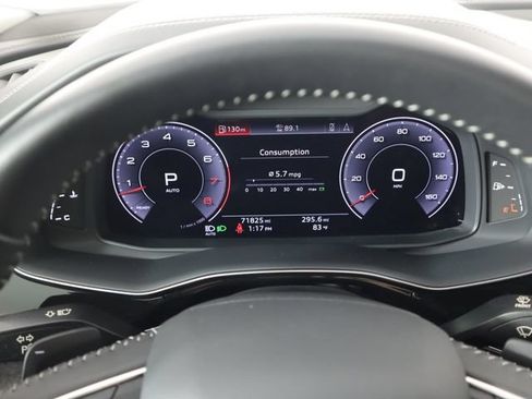 Used 2020 Audi Q8 Prestige w/ Prestige Package AWD/4WD image 16