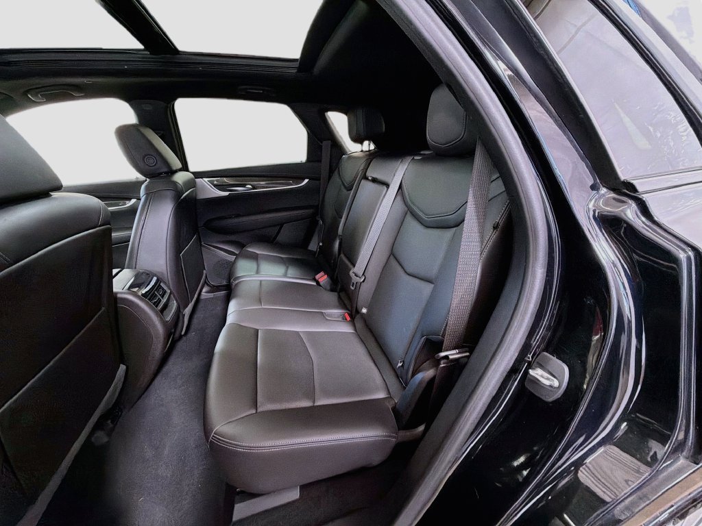 Used 2023 Cadillac XT5 Sportv w/ LPO, Floor Liner Package AWD/4WD image 27