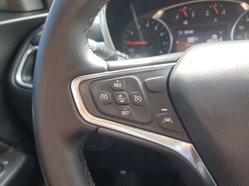 Used 2023 Chevrolet Equinox LT image 22