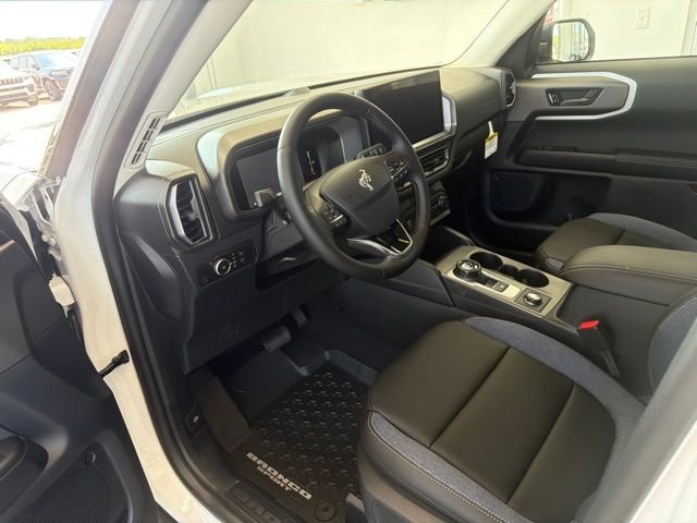 New 2026 Ford Bronco Sport Outer Banks w/ Interior Protection Package AWD/4WD image 13