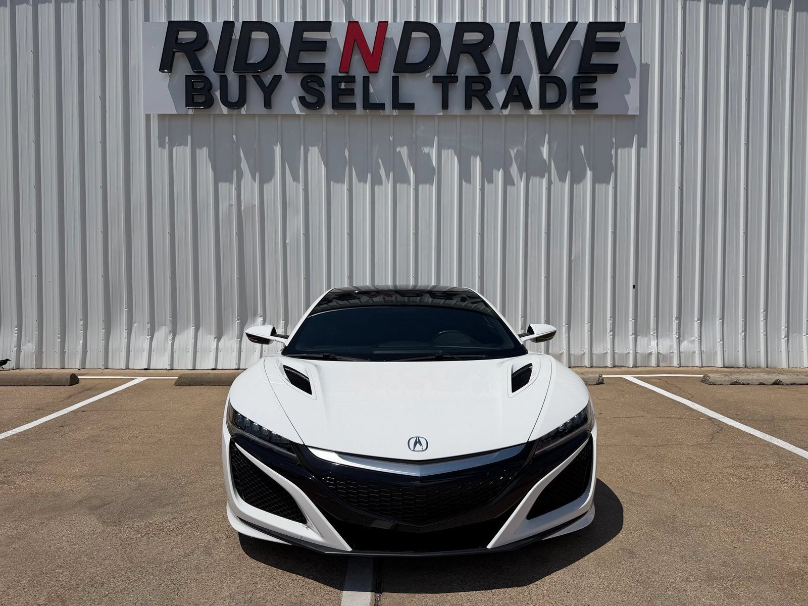 Used 2017 Acura NSX AWD/4WD image 10