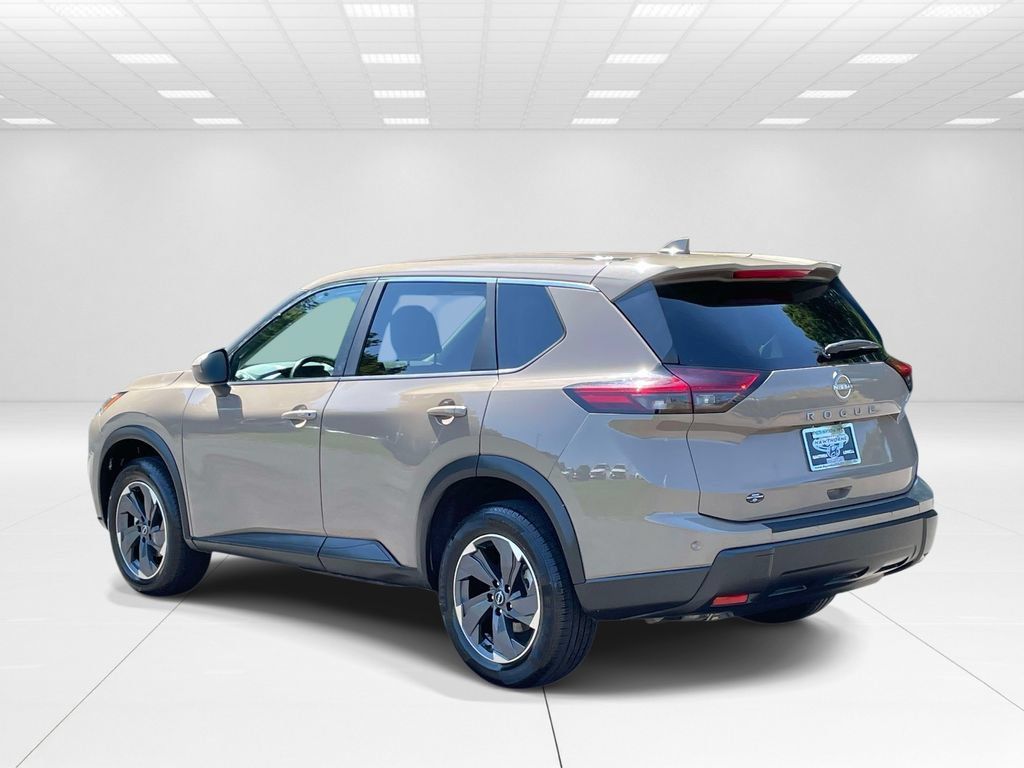 Used 2025 Nissan Rogue SV FWD image 4