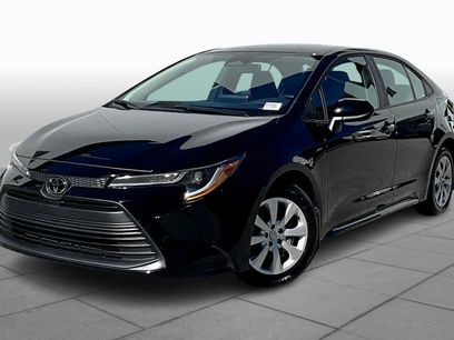 Used 2025 Toyota Corolla LE
