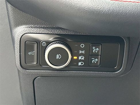 Used 2025 Ford Explorer ST-Line w/ ST-Line Street Pack image 12