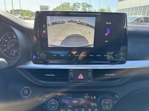 Used 2024 Kia Forte GT-Line w/ GT-Line Premium Package image 29