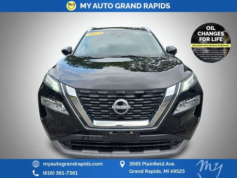 Used 2023 Nissan Rogue SV AWD/4WD image 2