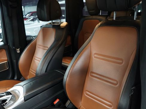 Used 2021 Mercedes-Benz G 550 w/ G Manufaktur Interior Package image 12