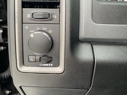 Used 2016 RAM 2500 Tradesman w/ Popular Equipment Group RWD image 15