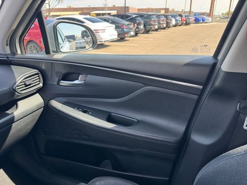 Used 2023 Hyundai Santa Fe SE AWD/4WD image 16