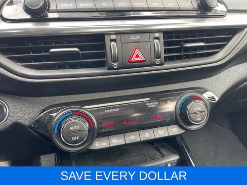 Used 2021 Kia Forte EX image 11