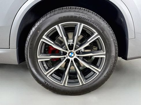 New 2026 BMW X5 xDrive40i w/ M Sport Package AWD/4WD image 33