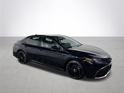 Used 2024 Toyota Camry XSE image 4