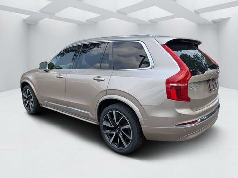 Certified 2023 Volvo XC90 B5 Plus w/ Protection Package Premier AWD/4WD image 5