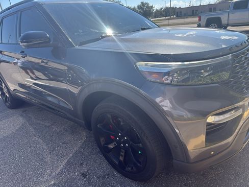 Used 2020 Ford Explorer ST w/ ST Street Pack image 2