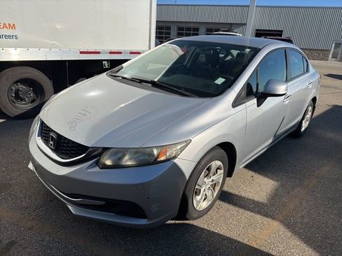 Used 2013 Honda Civic LX image 2