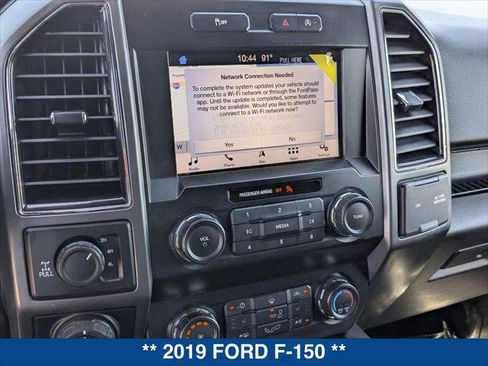 Used 2019 Ford F150 XLT w/ Equipment Group 302A Luxury AWD/4WD image 16