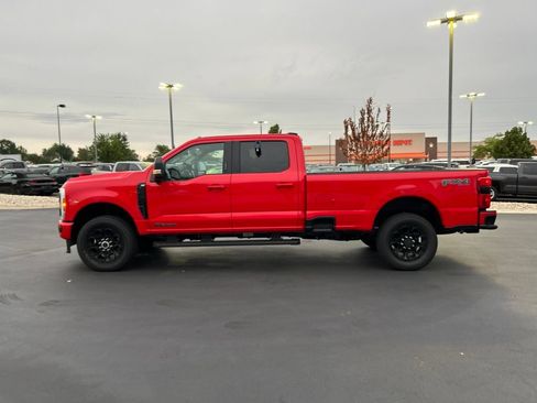 New 2026 Ford F250 XLT w/ XLT Premium Package AWD/4WD image 9