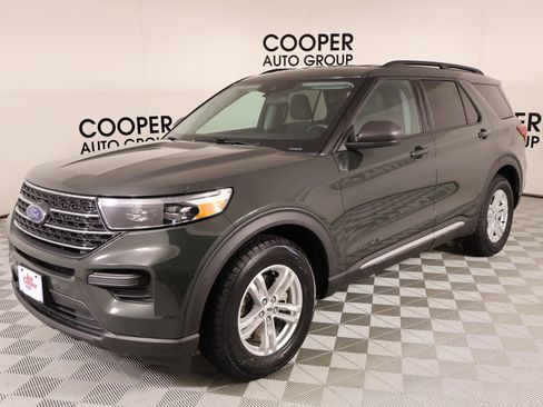Used 2022 Ford Explorer XLT w/ Class IV Trailer Tow Package RWD image 10