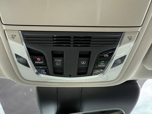 Used 2021 Acura RDX w/ Technology Package image 24