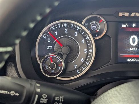 Used 2020 RAM 1500 Big Horn image 28