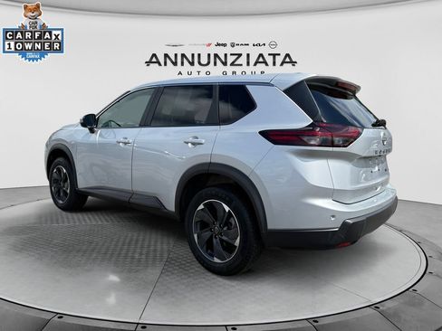 Certified 2024 Nissan Rogue SV AWD/4WD image 3
