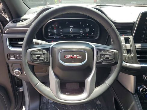 Used 2024 GMC Yukon XL SLT w/ SLT Luxury Package RWD image 20