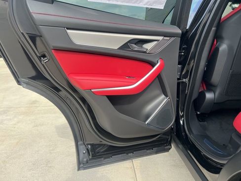 New 2025 Jaguar F-PACE R-Dynamic S image 14