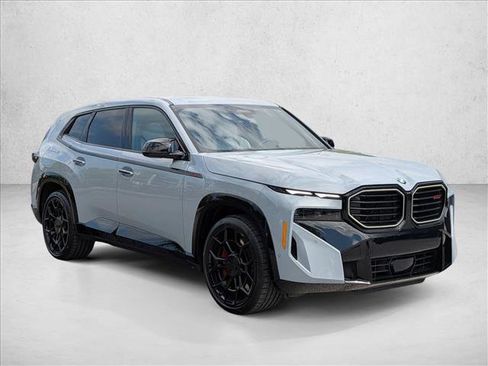 Certified 2026 BMW XM Label Red AWD/4WD image 3