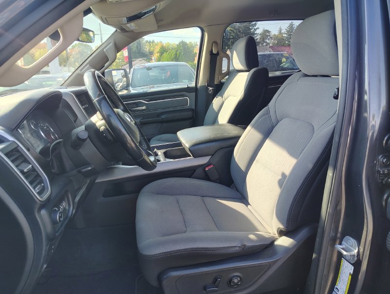 Used 2019 RAM 1500 Big Horn AWD/4WD image 10