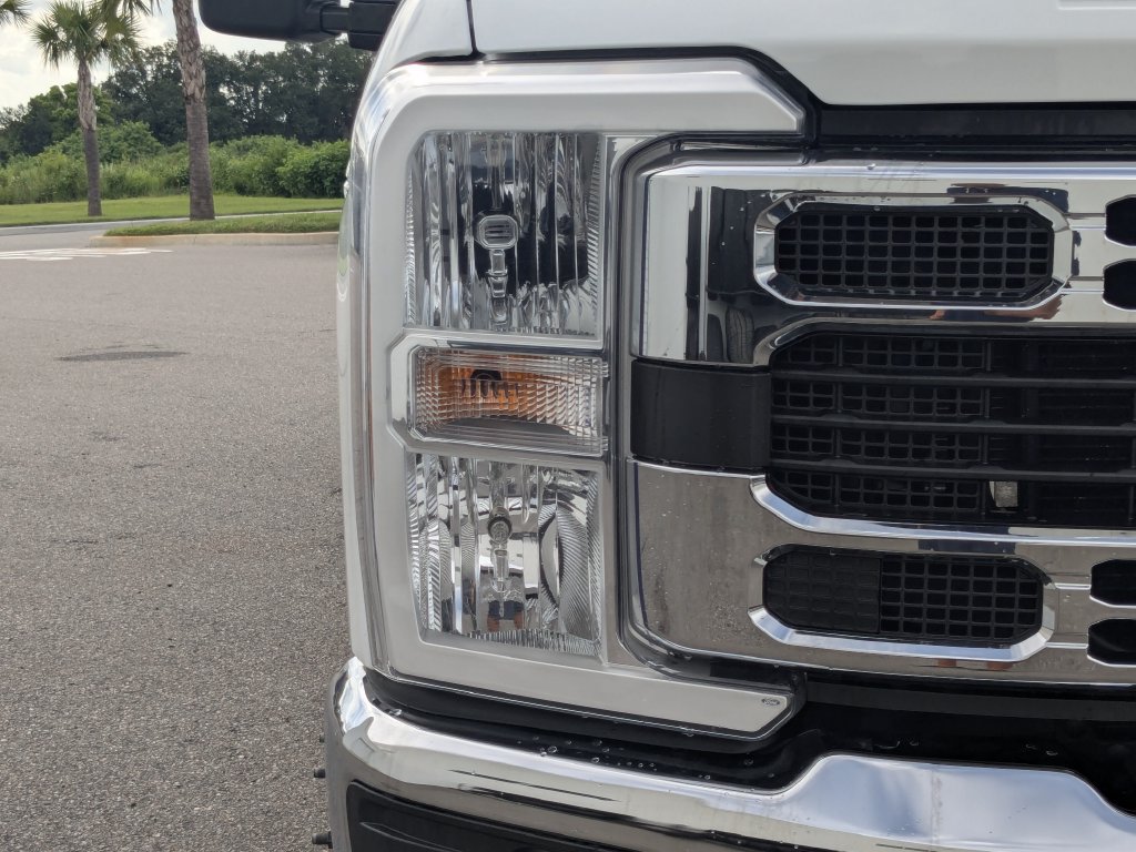 Used 2025 Ford F350 XLT AWD/4WD image 10