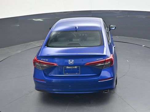 Used 2023 Honda Civic Sport image 25